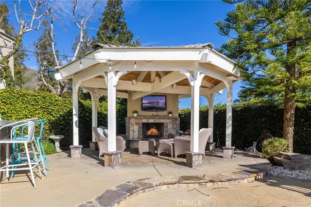 $2,299,000 | 29665 Meadowmist Way, Agoura Hills, CA 91301