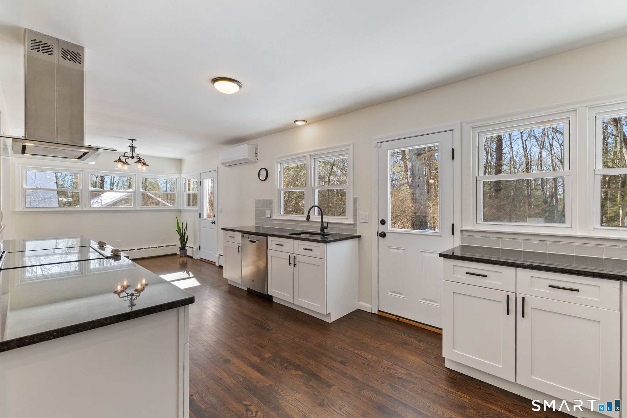 26 Forest Lane Canton, CT 06019 - Photo 7 of 40