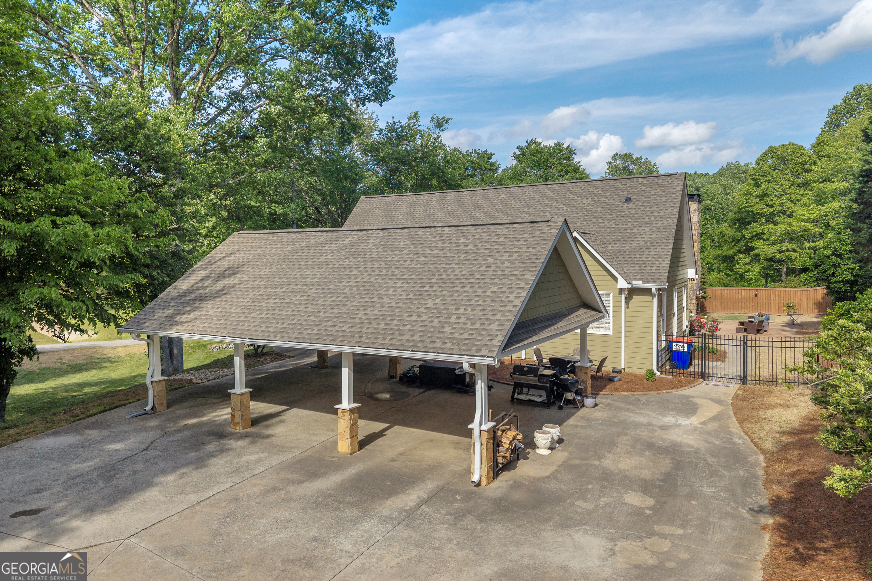 305 Sage Street Demorest, GA 30535 - Photo 2 of 110