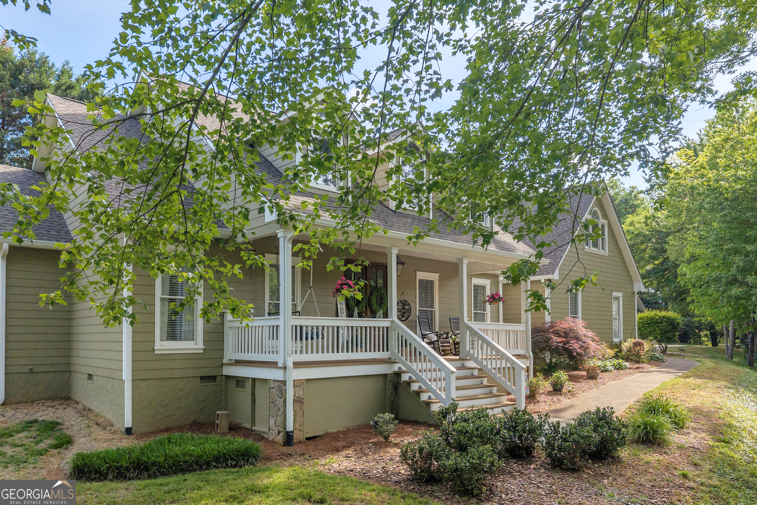 305 Sage Street Demorest, GA 30535 - Photo 5 of 110