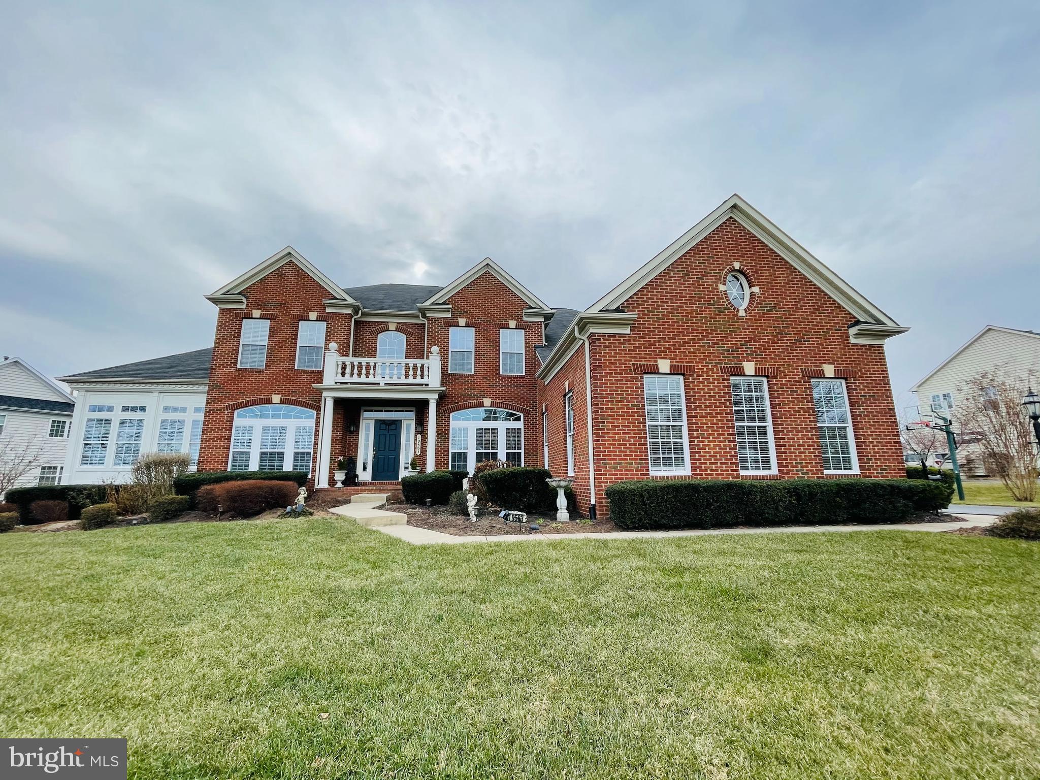 19583 Rothbury Lane Leesburg, VA 20175 - Photo 1 of 50 Gallery Image 1