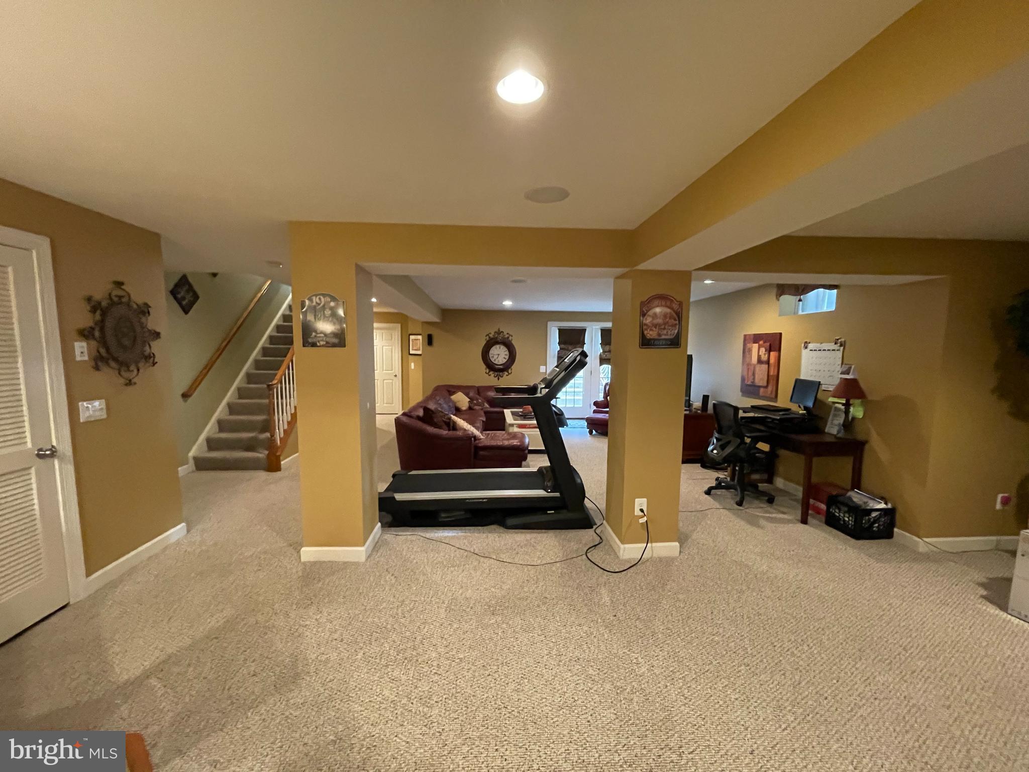 19583 Rothbury Lane Leesburg, VA 20175 - Photo 5 of 50 Gallery Image 5