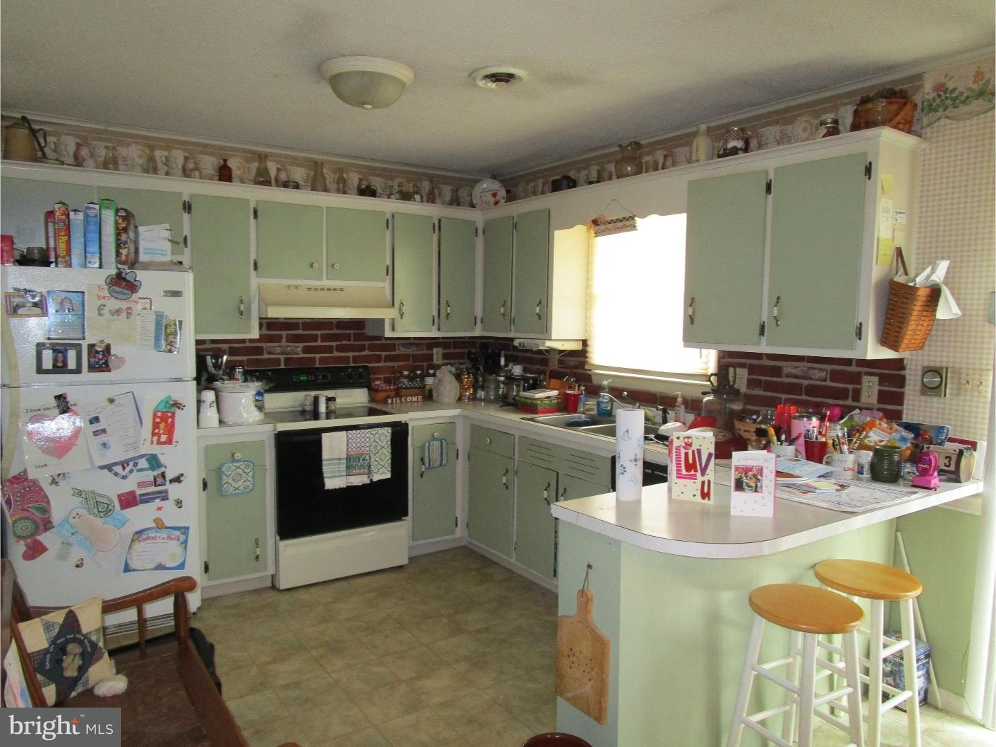 1682 Turkey Point Road Felton, DE 19943 - Photo 7 of 25 Kitchen