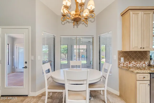 $8,000 | 5729 East Anderson Drive, Scottsdale, AZ 85254