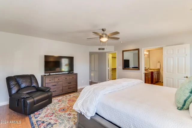 $8,000 | 5729 East Anderson Drive, Scottsdale, AZ 85254