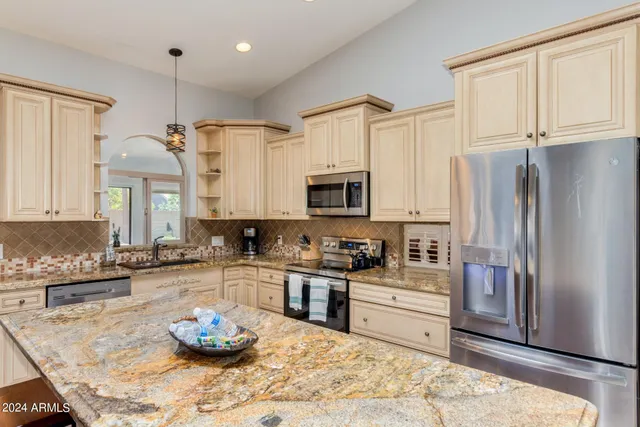 $8,000 | 5729 East Anderson Drive, Scottsdale, AZ 85254