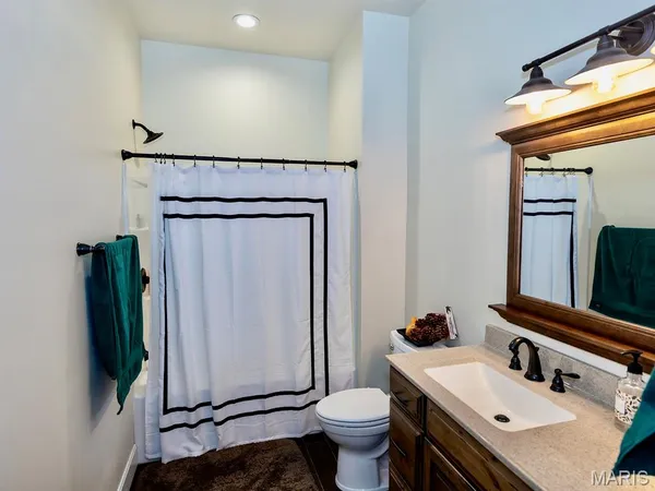 $799,000 | 53 Lela Lane, Hannibal, MO 63401