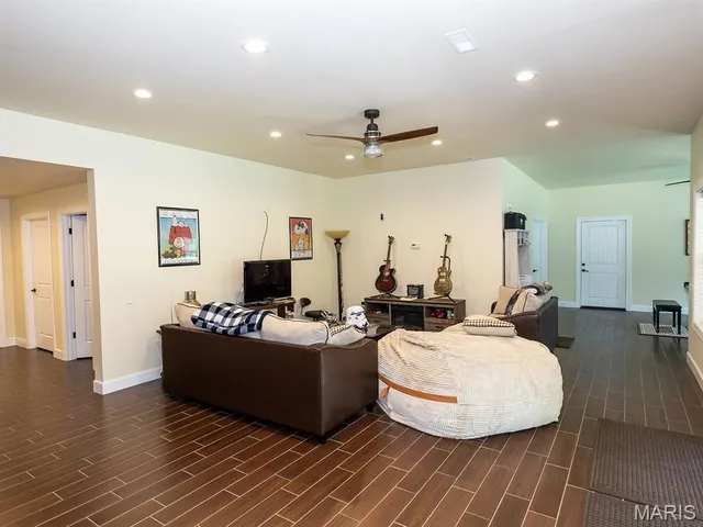 $824,900 | 53 Lela Lane, Hannibal, MO 63401