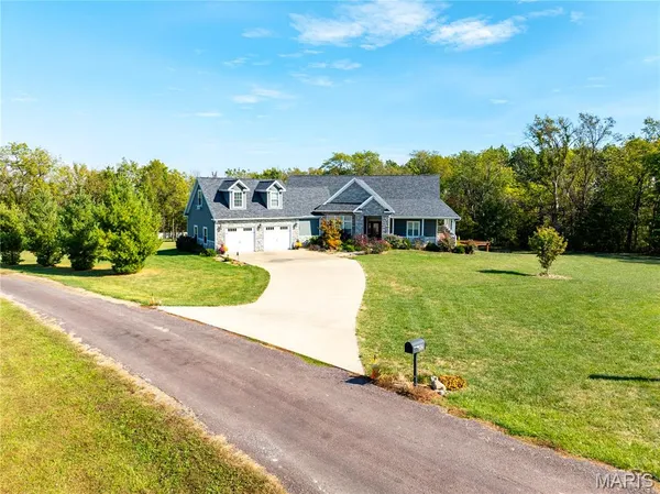 $799,000 | 53 Lela Lane, Hannibal, MO 63401