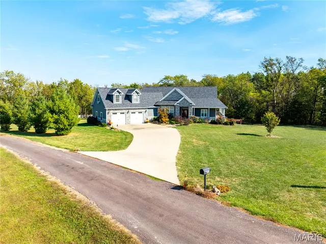 $824,900 | 53 Lela Lane, Hannibal, MO 63401