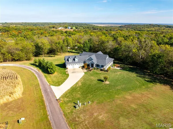$799,000 | 53 Lela Lane, Hannibal, MO 63401