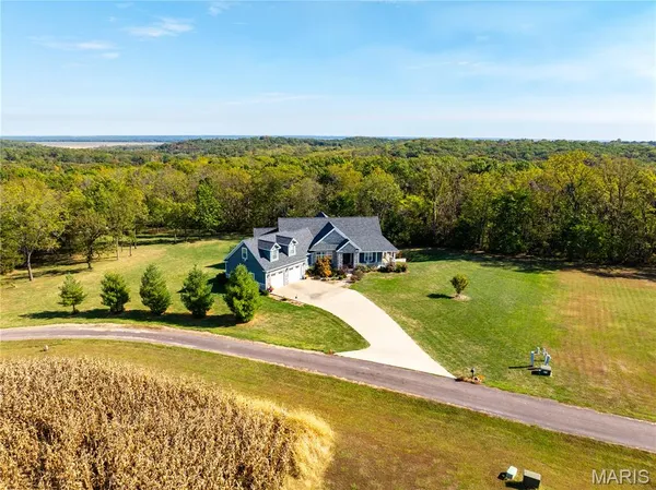 $799,000 | 53 Lela Lane, Hannibal, MO 63401