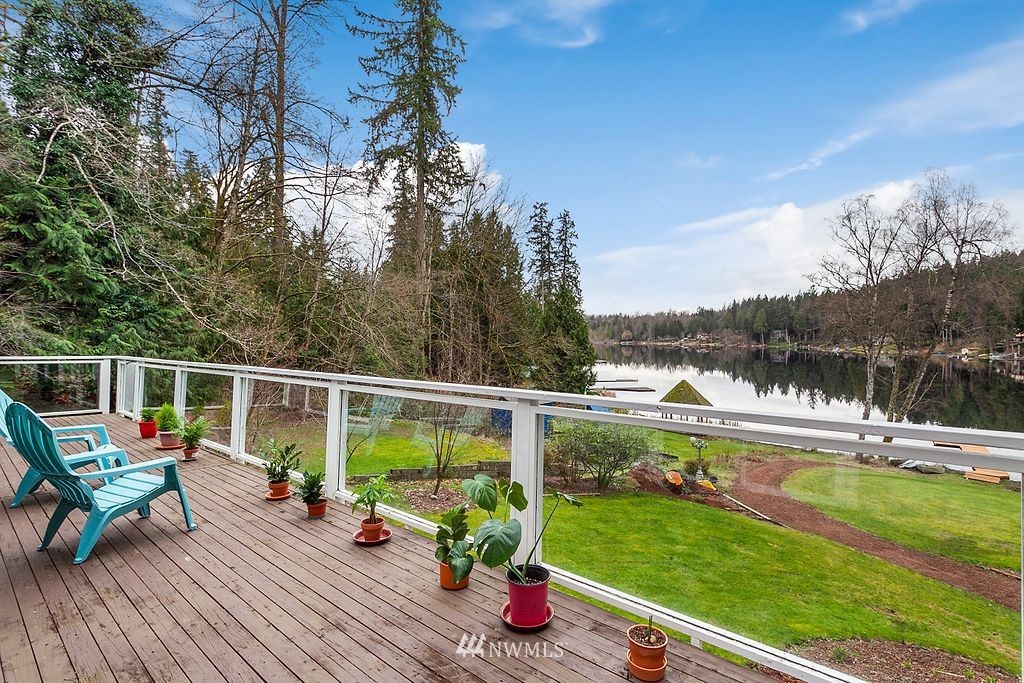 18113 East Spring Lake Drive Southeast Renton, WA 98058 - Photo 13 of 39 Gallery Image 13