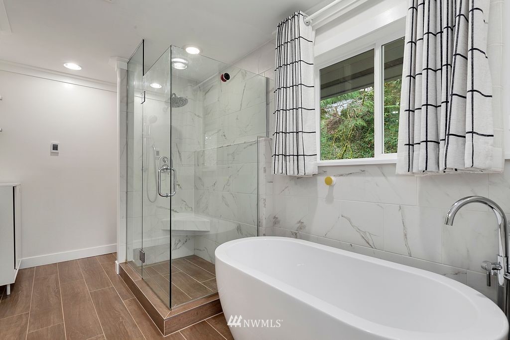 18113 East Spring Lake Drive Southeast Renton, WA 98058 - Photo 17 of 39 Gallery Image 17