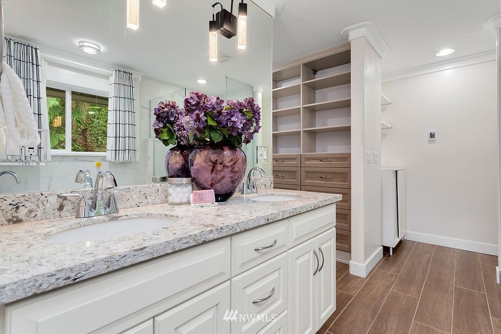 18113 East Spring Lake Drive Southeast Renton, WA 98058 - Photo 18 of 39 Gallery Image 18