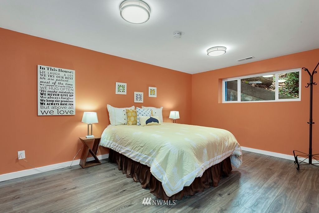 18113 East Spring Lake Drive Southeast Renton, WA 98058 - Photo 24 of 39 Gallery Image 24