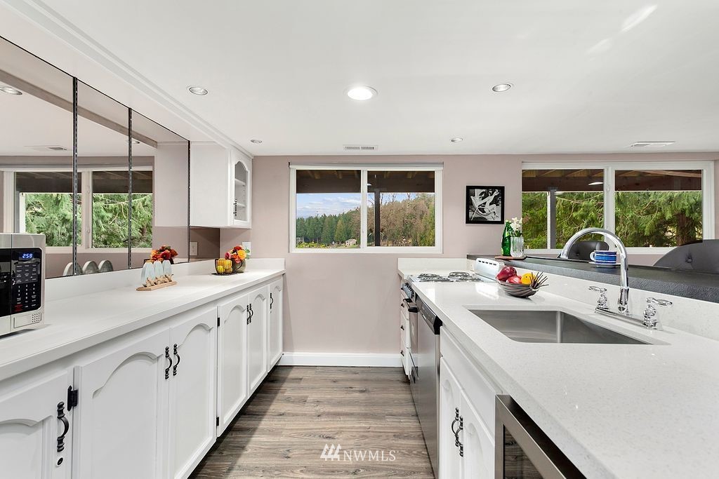 18113 East Spring Lake Drive Southeast Renton, WA 98058 - Photo 27 of 39 Gallery Image 27