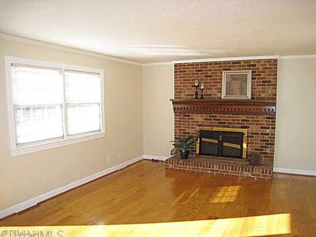 2964 Good Hope Road Winston-Salem, NC 27106 - Photo 6 of 15 Den/Family/Great Room.