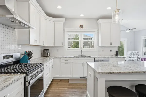 $747,500 | 1983 Franklin Drive, Crown Point, IN 46307