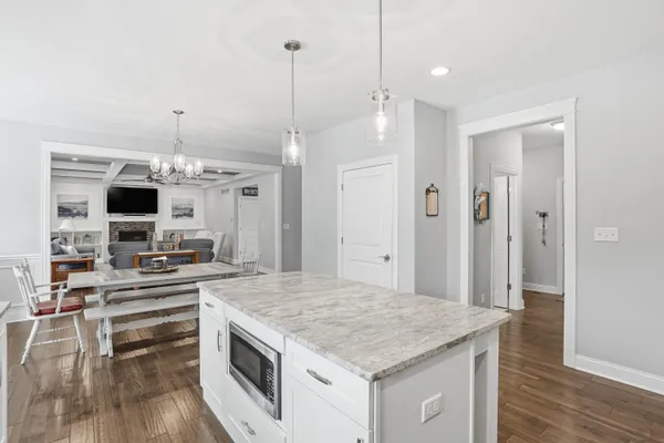 $747,500 | 1983 Franklin Drive, Crown Point, IN 46307