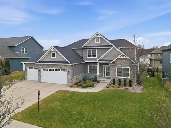 $747,500 | 1983 Franklin Drive, Crown Point, IN 46307