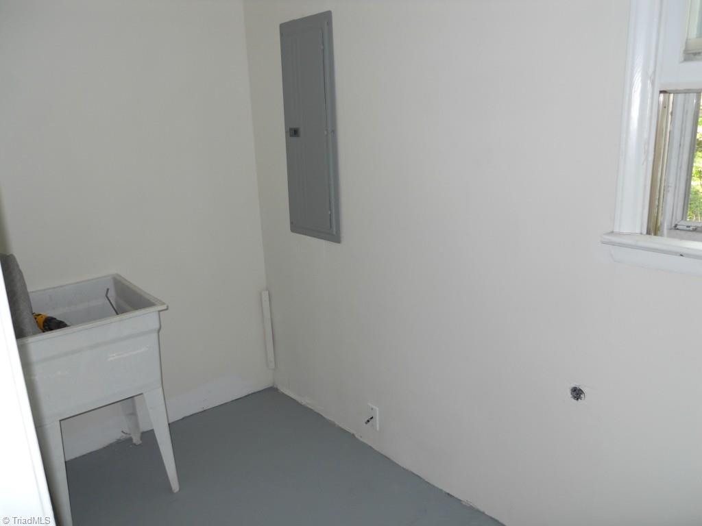 522 James Road High Point, NC 27265 - Photo 14 of 17