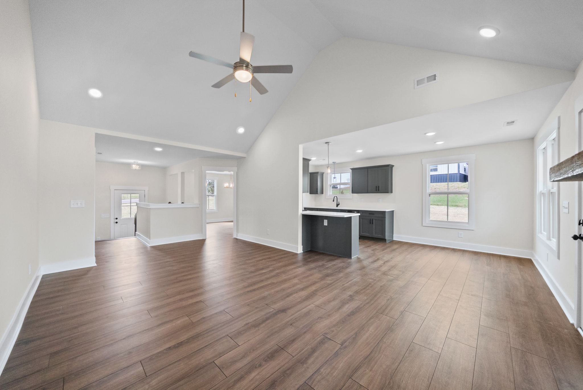 1215 Southside Road Southside, TN 37171 - Photo 11 of 49 Gallery Image 11