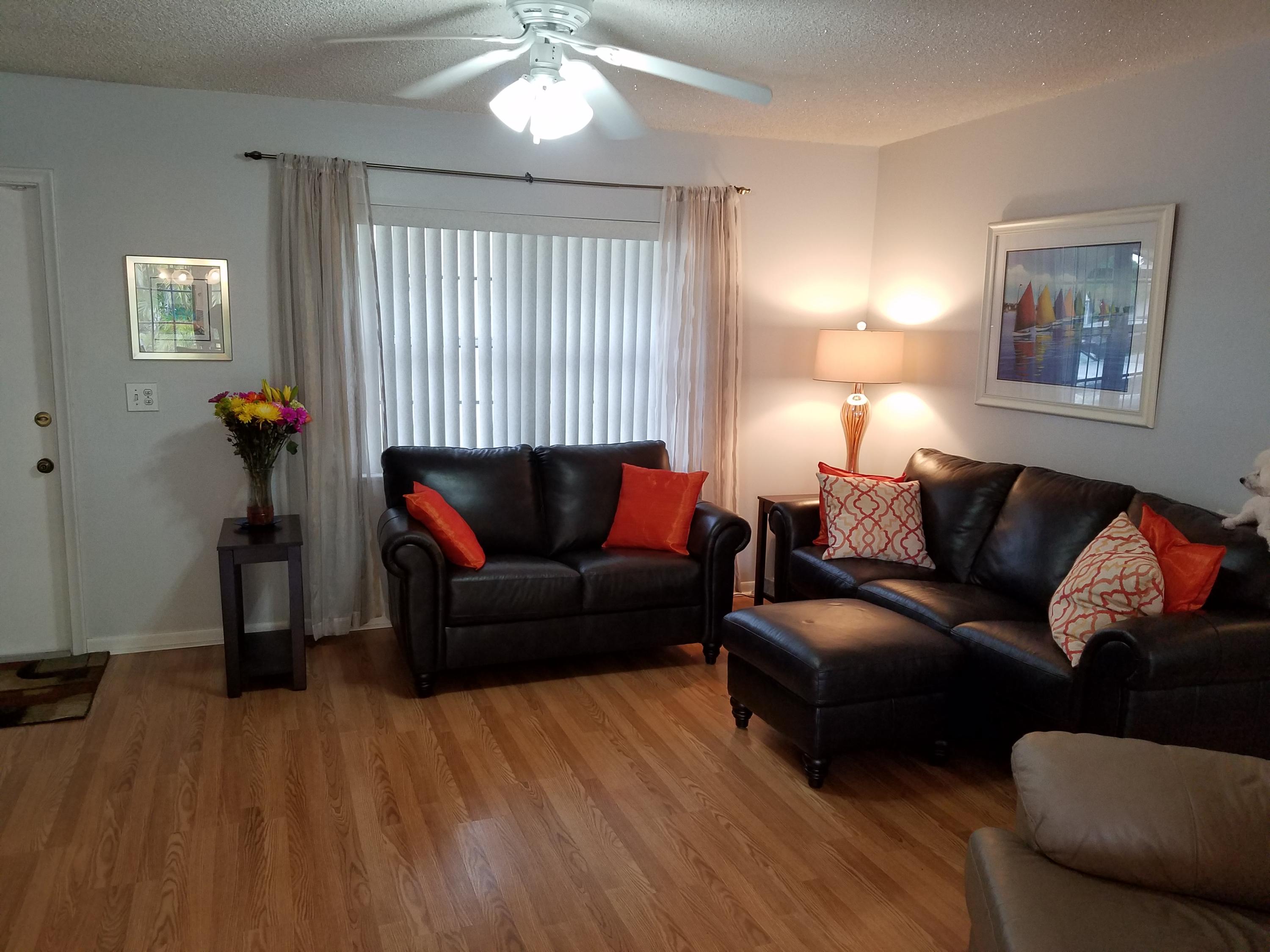 11143 Median Street Boca Raton, FL 33428 - Photo 17 of 33 Living Room
