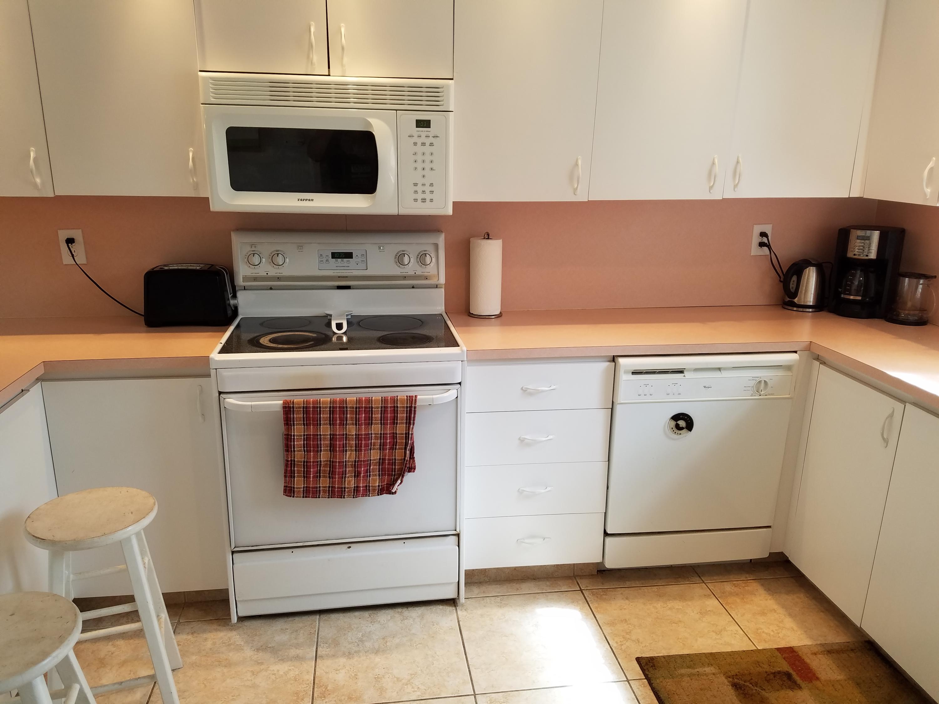 11143 Median Street Boca Raton, FL 33428 - Photo 8 of 33 Kitchen