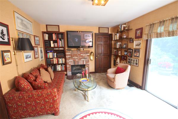 43 Crestwood Road Marblehead, MA 01945 - Photo 15 of 24