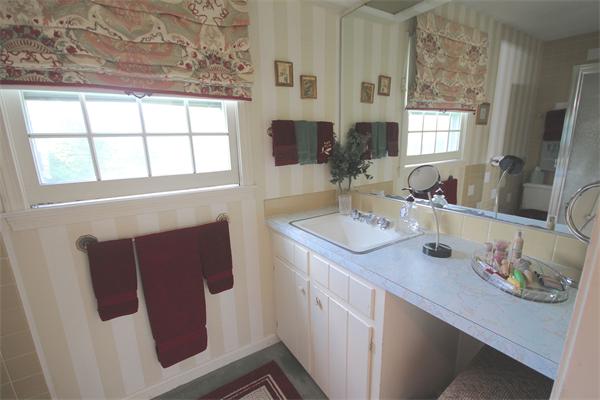 43 Crestwood Road Marblehead, MA 01945 - Photo 22 of 24