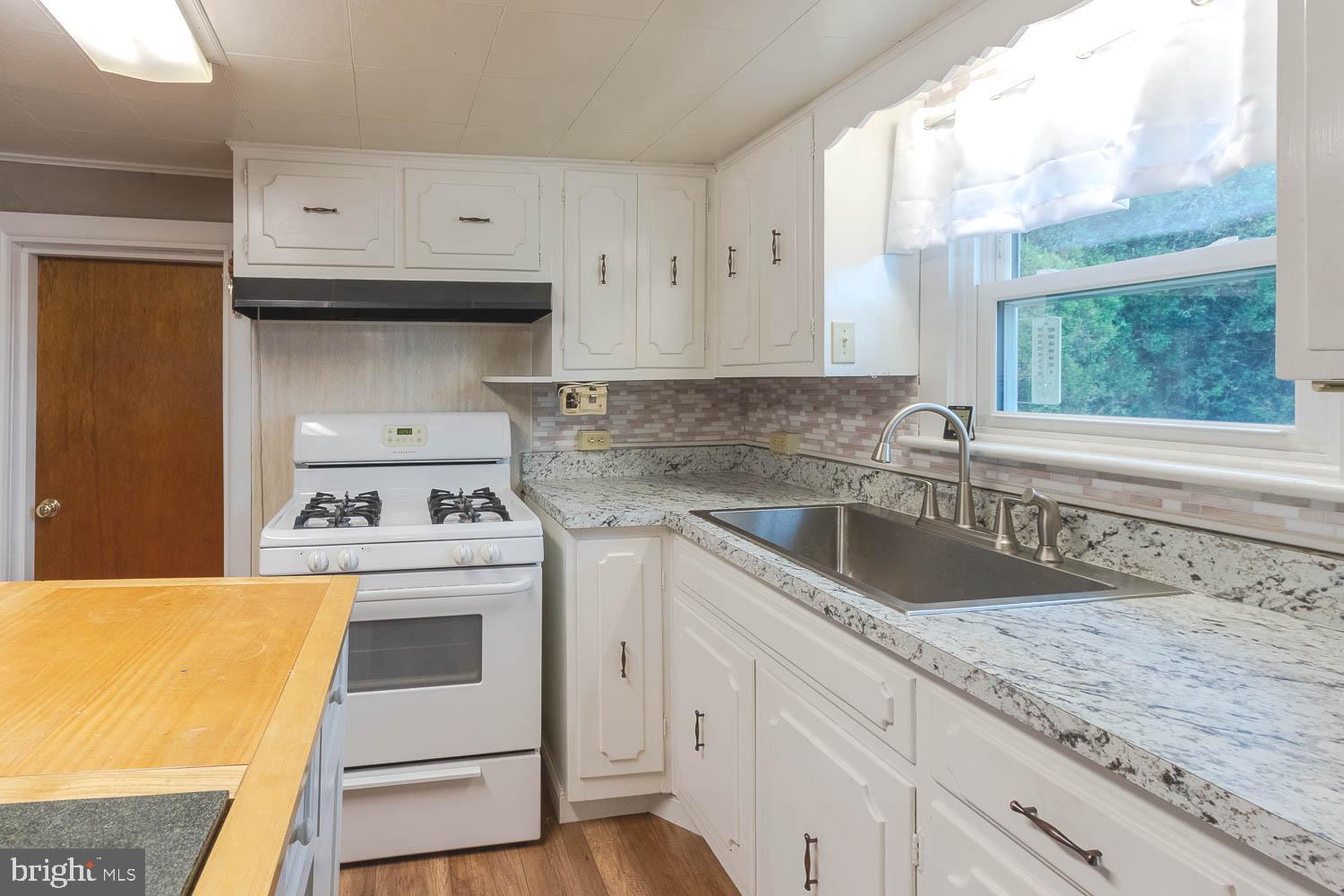 516 Walnut Street Philipsburg, PA 16866 - Photo 11 of 28