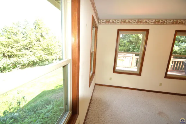 $565,000 | 1010 Southwest Ottawa Trail, Topeka, KS 66615