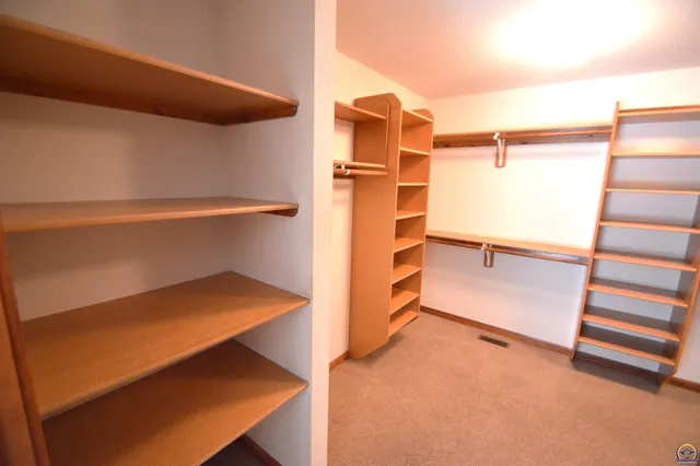 $565,000 | 1010 Southwest Ottawa Trail, Topeka, KS 66615