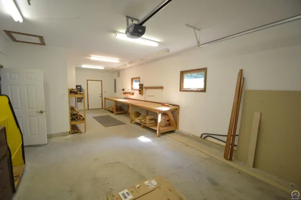 $539,900 | 1010 Southwest Ottawa Trail, Topeka, KS 66615