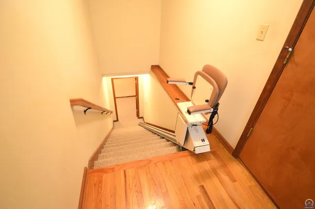 $565,000 | 1010 Southwest Ottawa Trail, Topeka, KS 66615