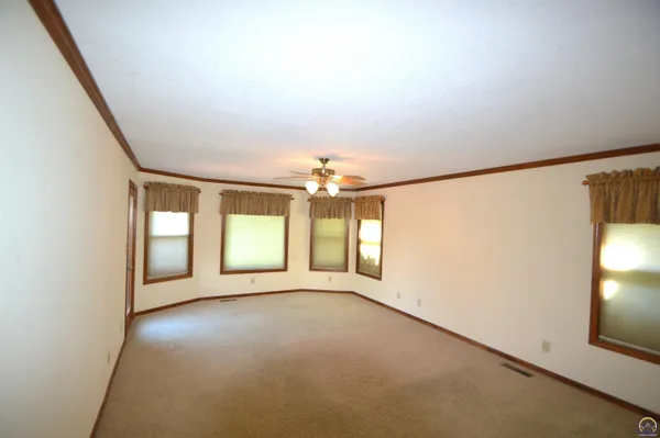 $539,900 | 1010 Southwest Ottawa Trail, Topeka, KS 66615