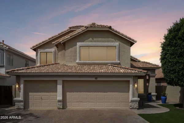 $725,000 | 704 East Windsor Drive, Gilbert, AZ 85296