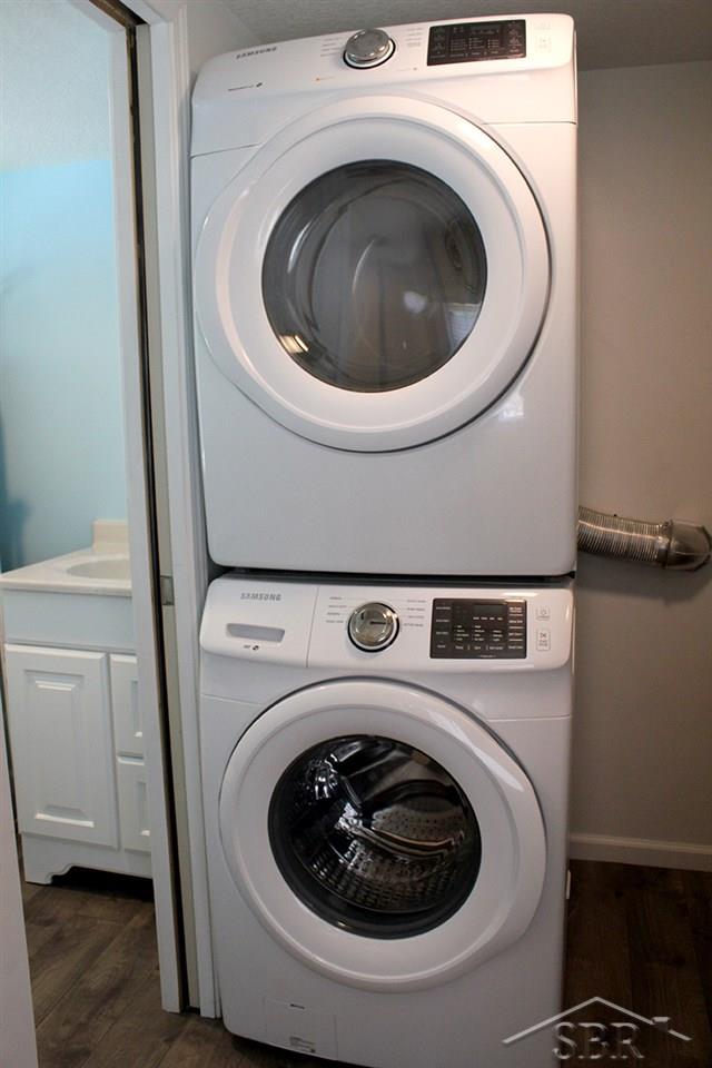 4600 South Graham Road St. Charles, MI 48655 - Photo 12 of 16 Laundry and utility