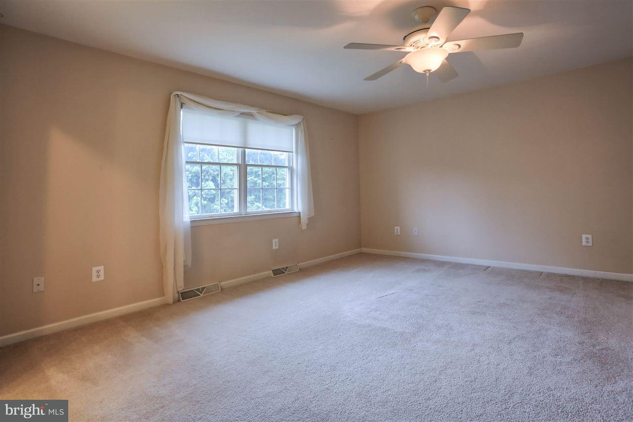 140 Meadow Road York, PA 17406 - Photo 22 of 32 Gallery Image 22