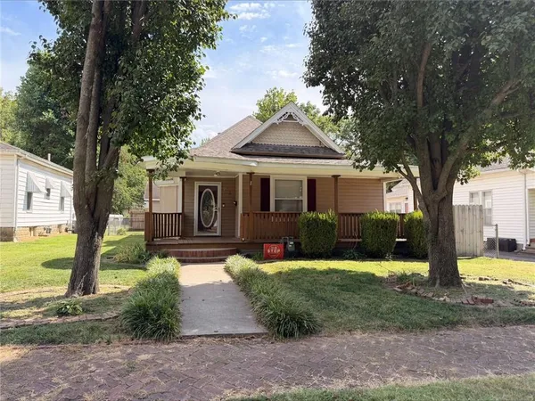 $120,000 | 713 West 1st Street, Pittsburg, KS 66762