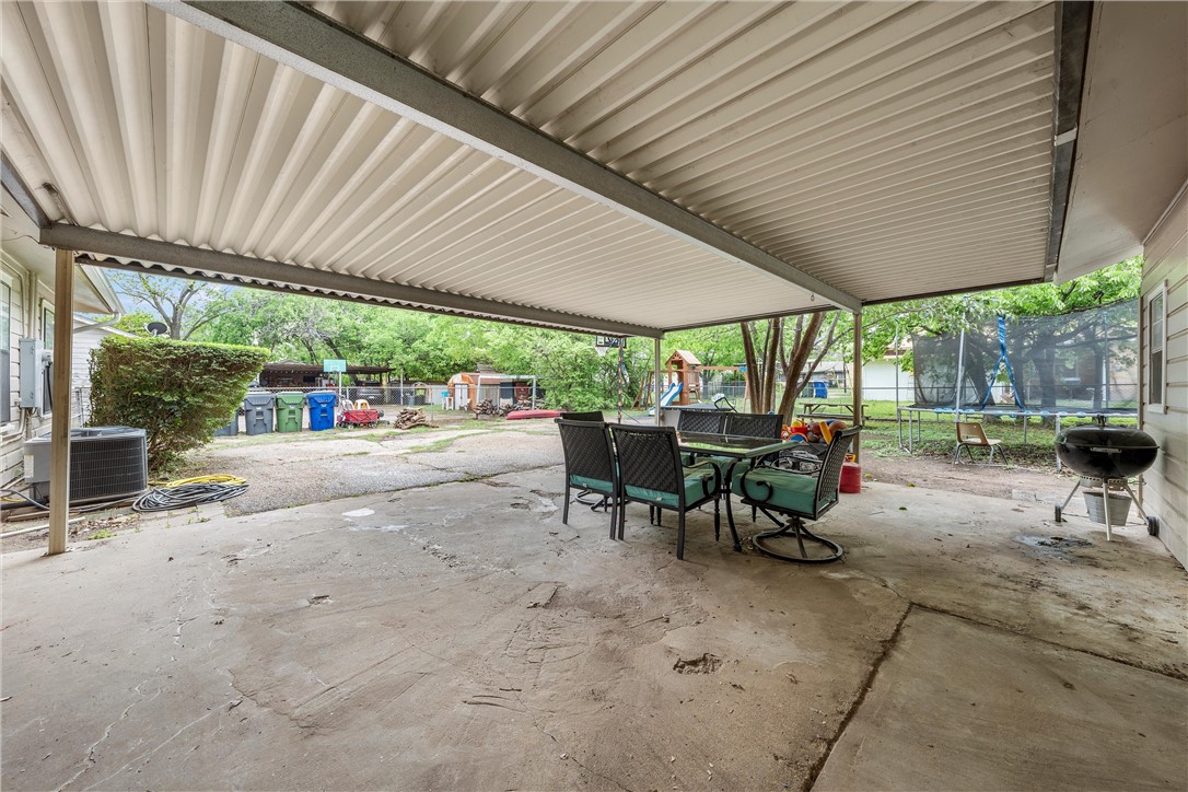 4701 Edmond Avenue Waco, TX 76710 - Photo 22 of 26 an outdoor view with patio