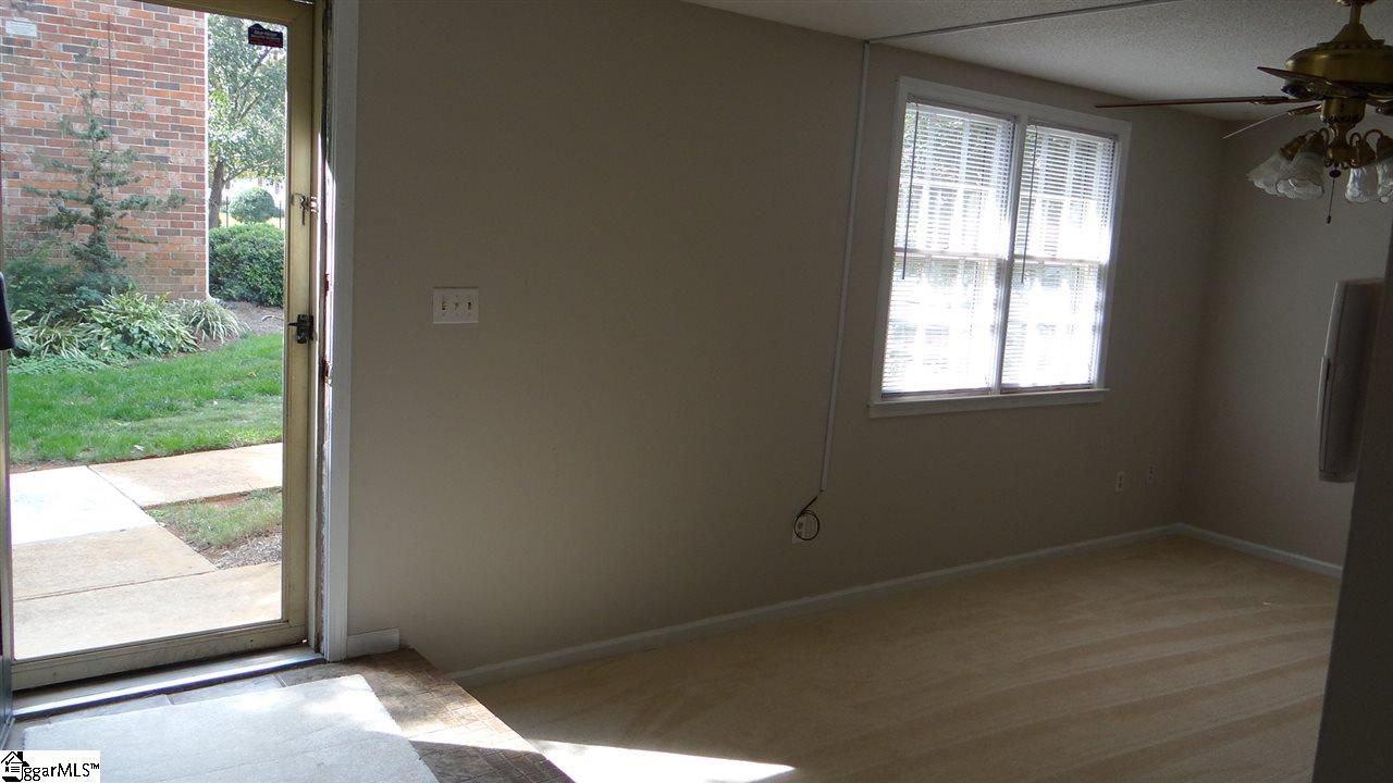 710 Hunts Bridge Road, Unit 8 Greenville, SC 29617 - Photo 2 of 29