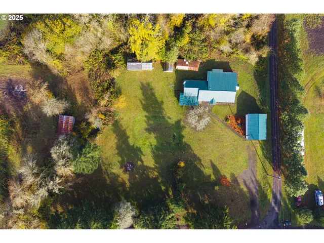 $399,000 | 28155 Andy Riggs Road, Grand Ronde, OR 97347