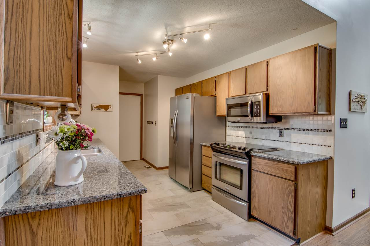 6805 Chamonix Place Raleigh, NC 27613 - Photo 9 of 29 Photo 9