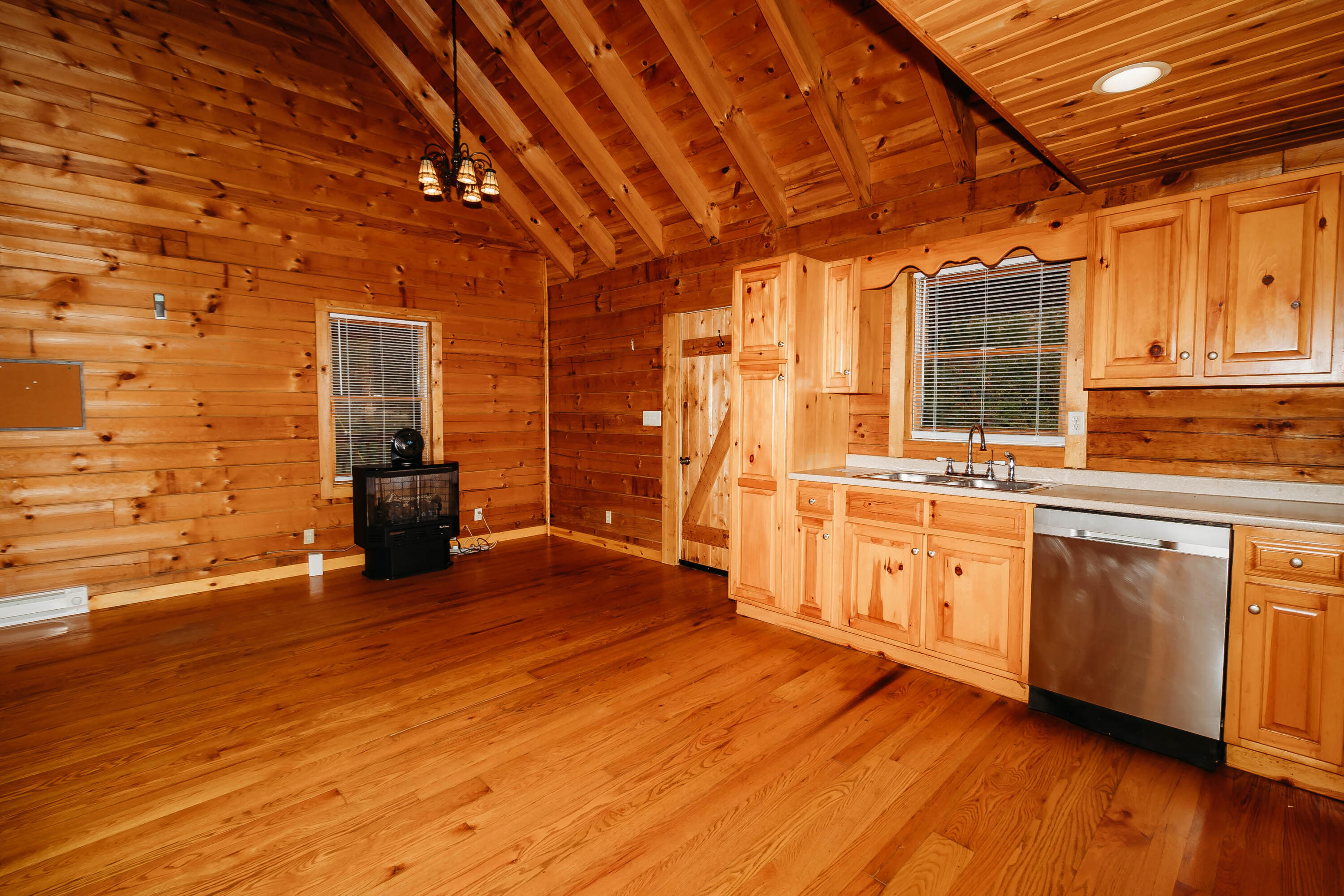 129 Strong Branch Road Hazel Green, KY 41332 - Photo 27 of 33 FO7A3777