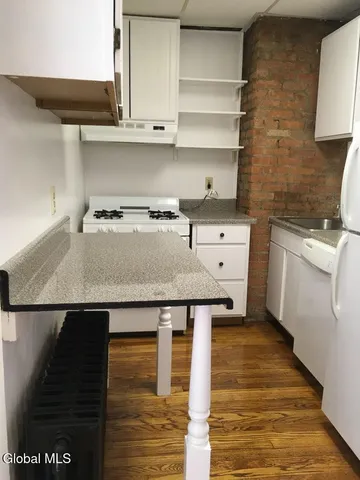 $300,000 | 538 Hamilton Street, Albany, NY 12203