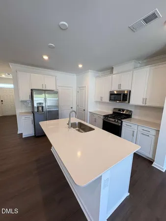 $1,850 | 425 Venetian Drive, Sanford, NC 27330
