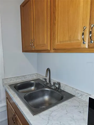 $950 | 421 Northwest 10th Avenue, Gainesville, FL 32605