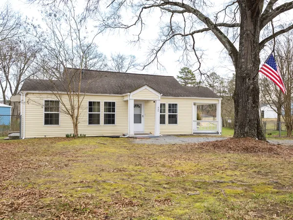 $205,500 | 406 North Jenkins Road, Rossville, GA 30741